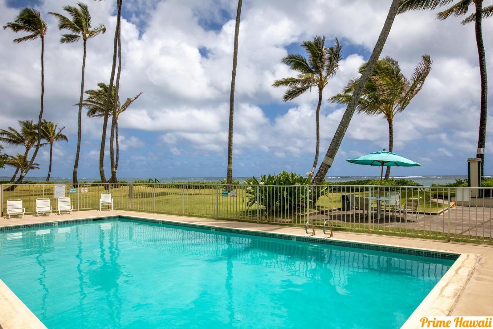 Holiday home Amazing Beachfront Condo By Pool