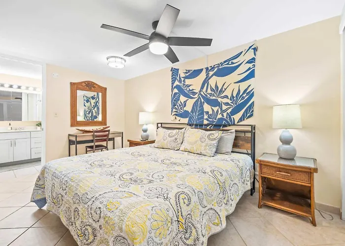 Amazing Beachfront Condo By Pool