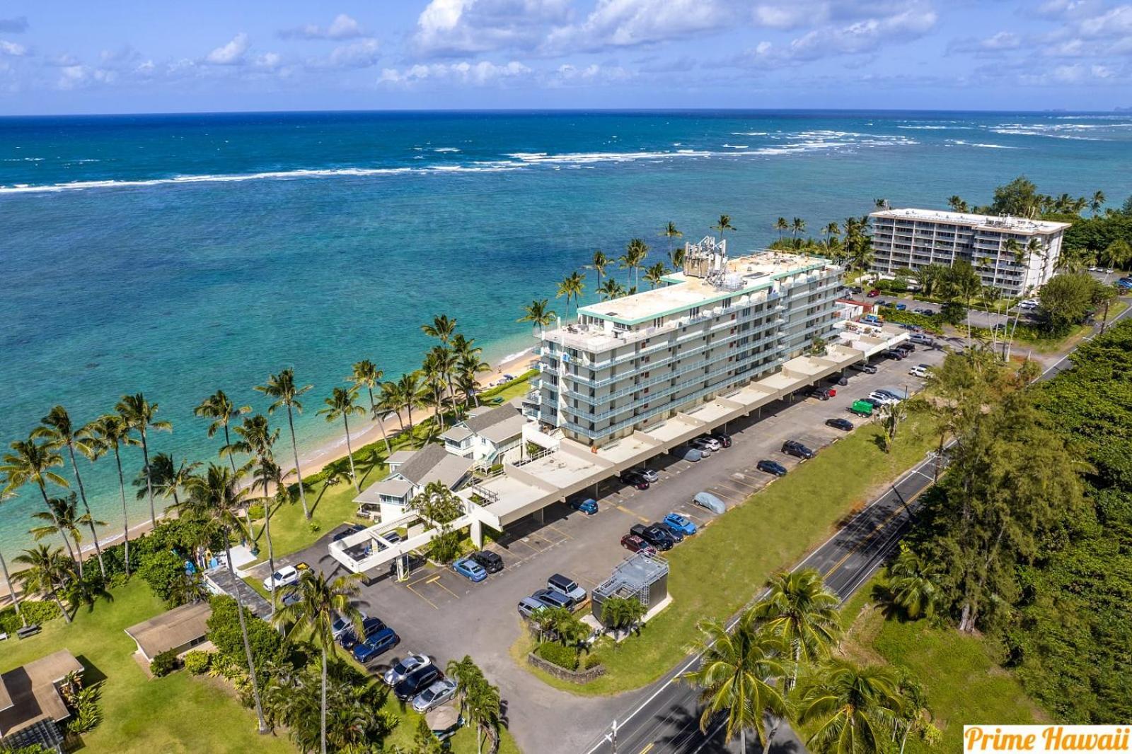 Holiday home Amazing Beachfront Condo By Pool *
