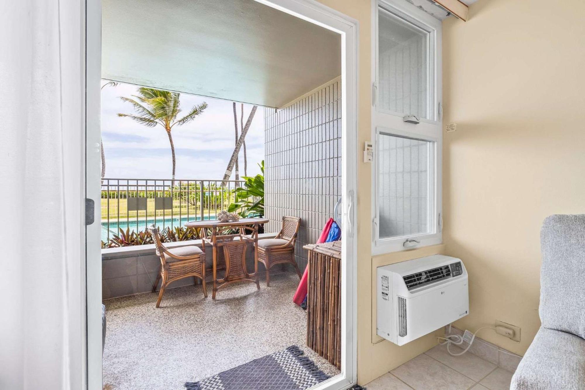 Holiday home Amazing Beachfront Condo By Pool